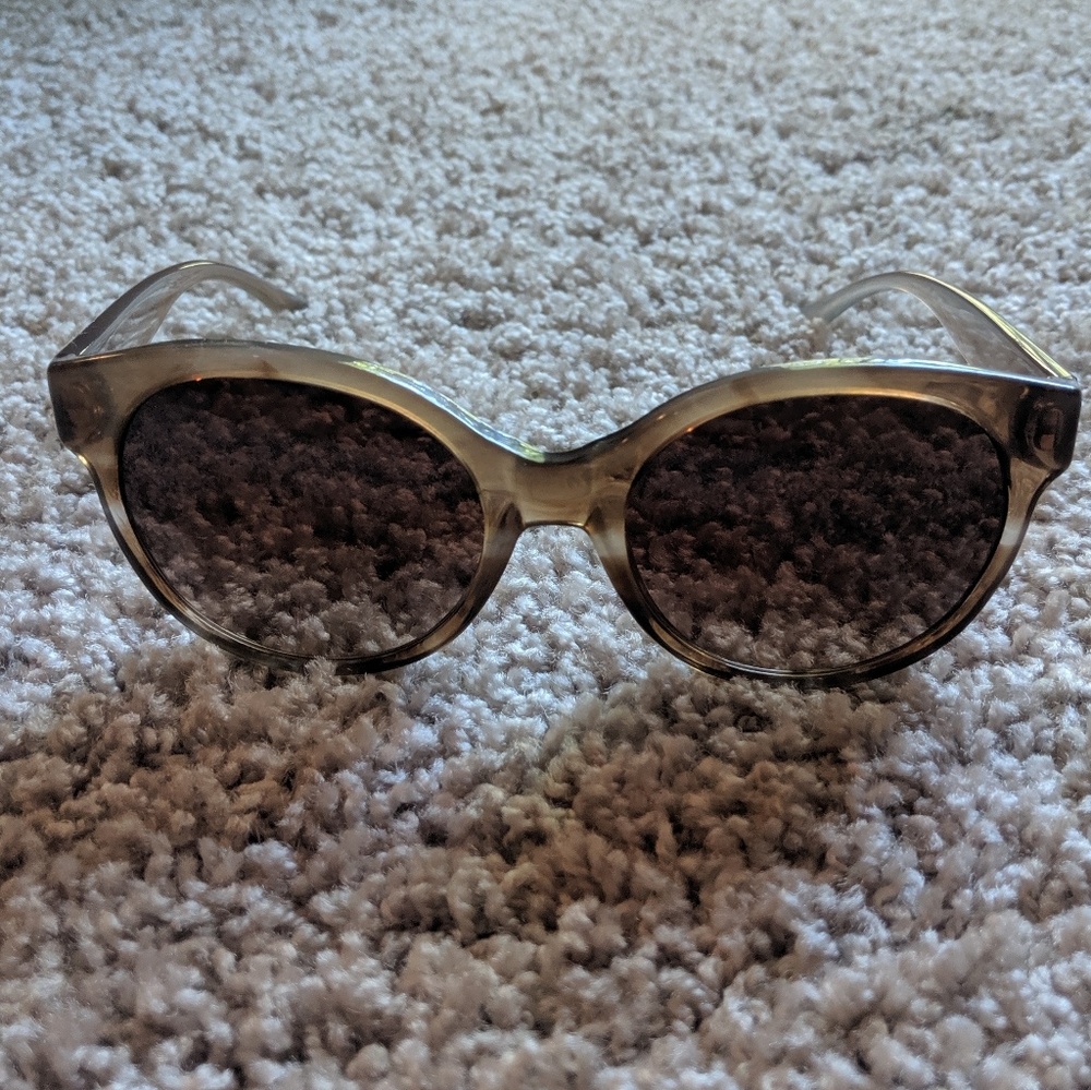 Tory Burch Sunglasses EUC